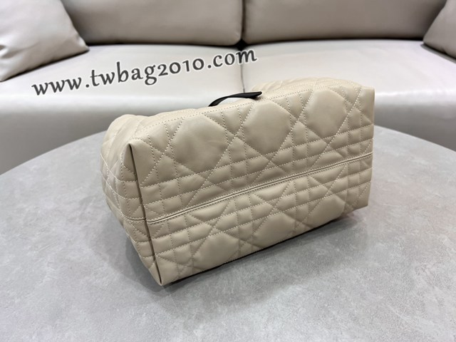 Dior专柜新款迪奥中号Toujours手袋牛皮超大藤格纹休闲女包 djfk1242